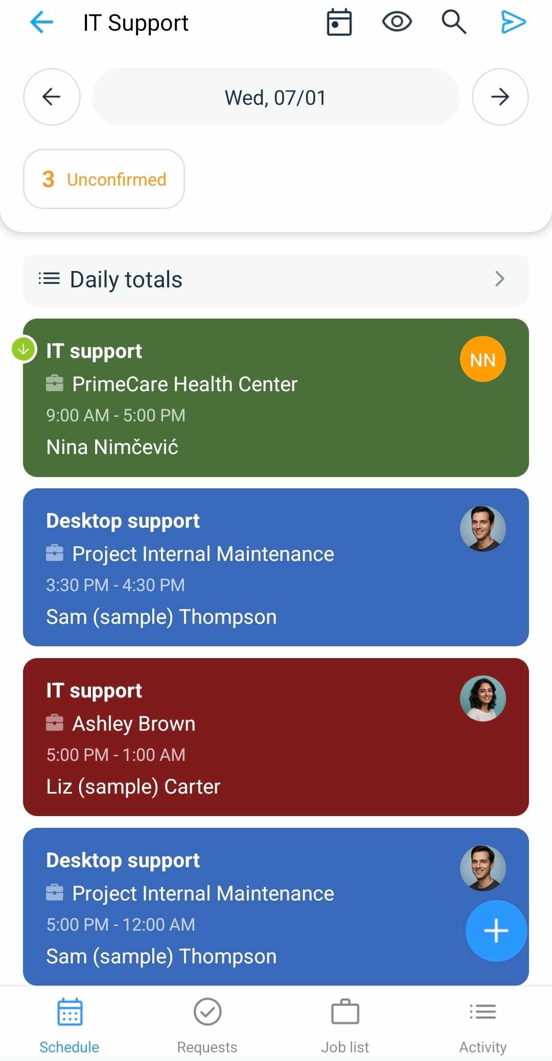 Schedule view in the Connecteam mobile app